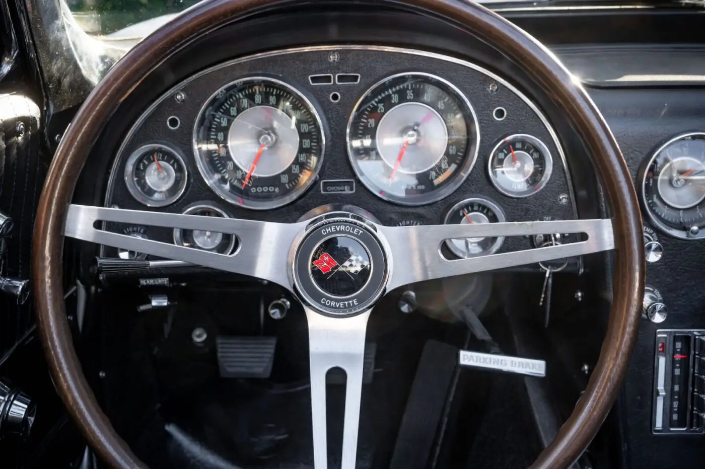 Corvette Sting Ray dashboard