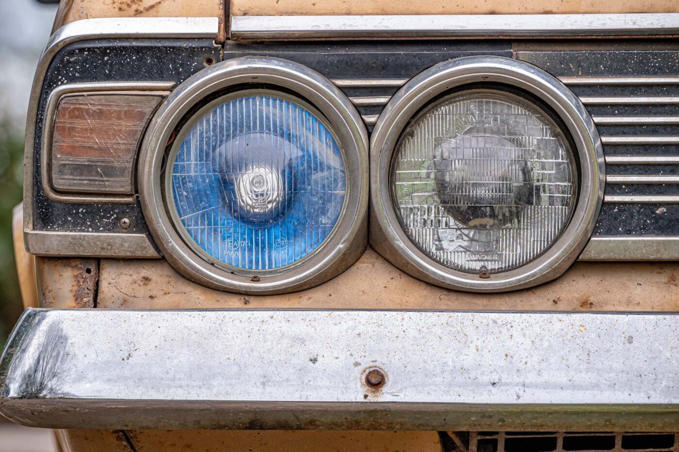 Ford Zodiac headlights