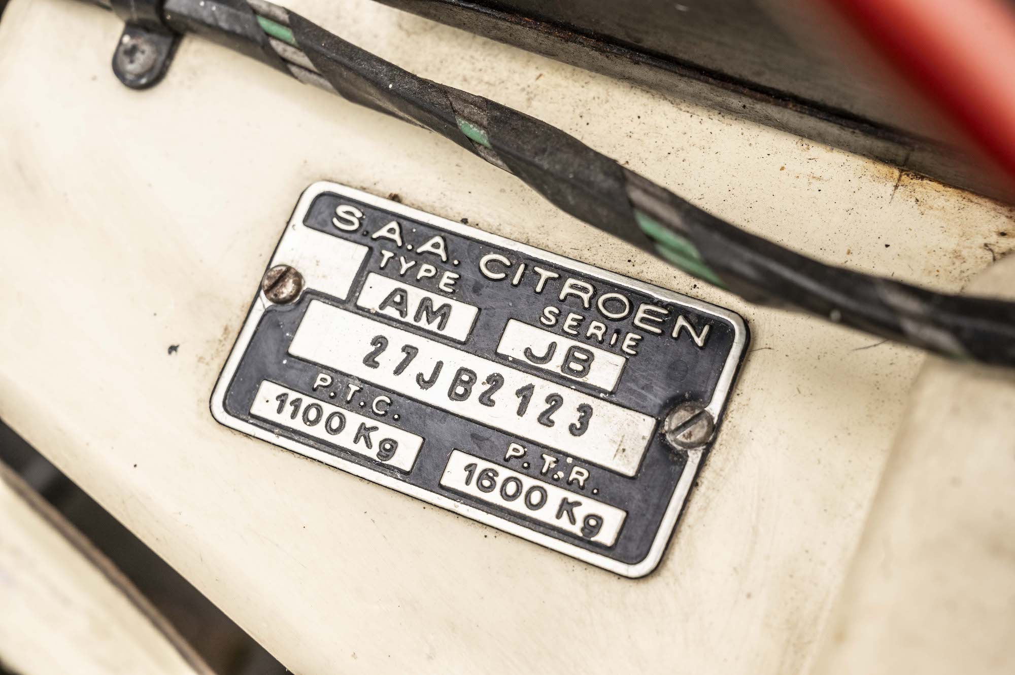 Citroen Ami 8 chassis plate