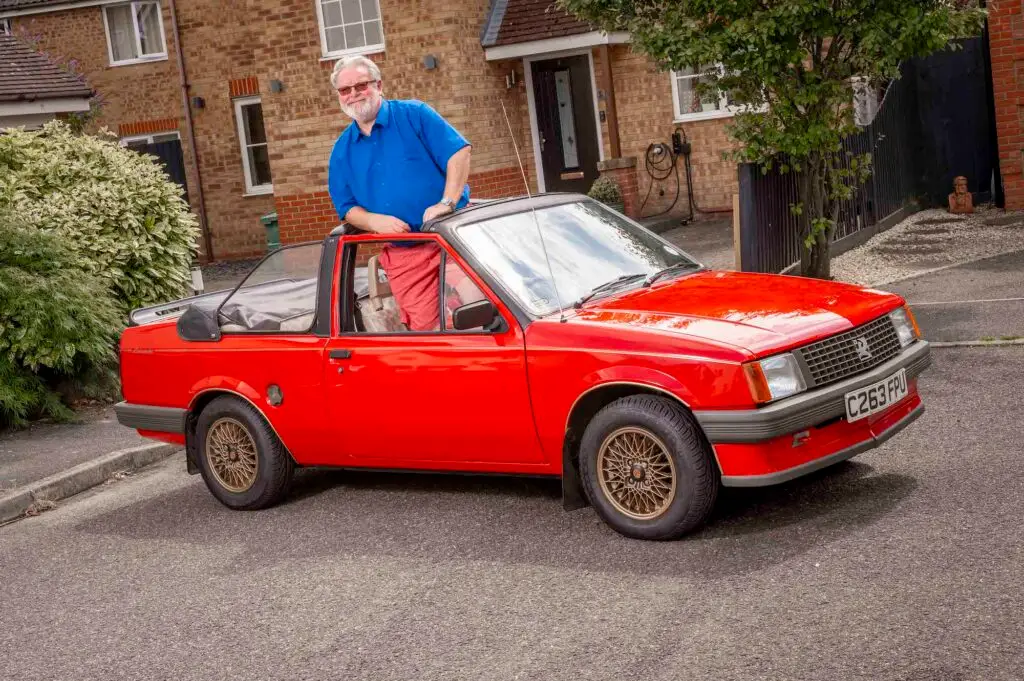 Paul Carter Vauxhall Nova Cabriolet