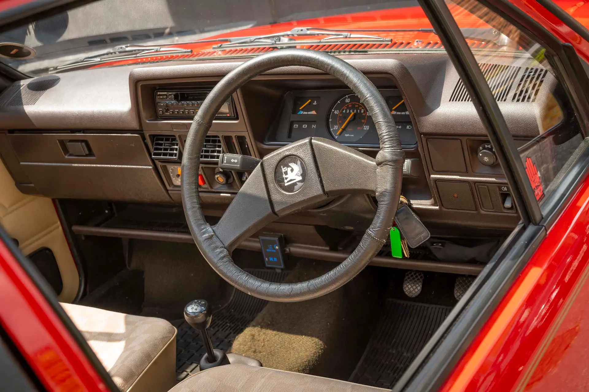 Vauxhall Nova Cabriolet interior