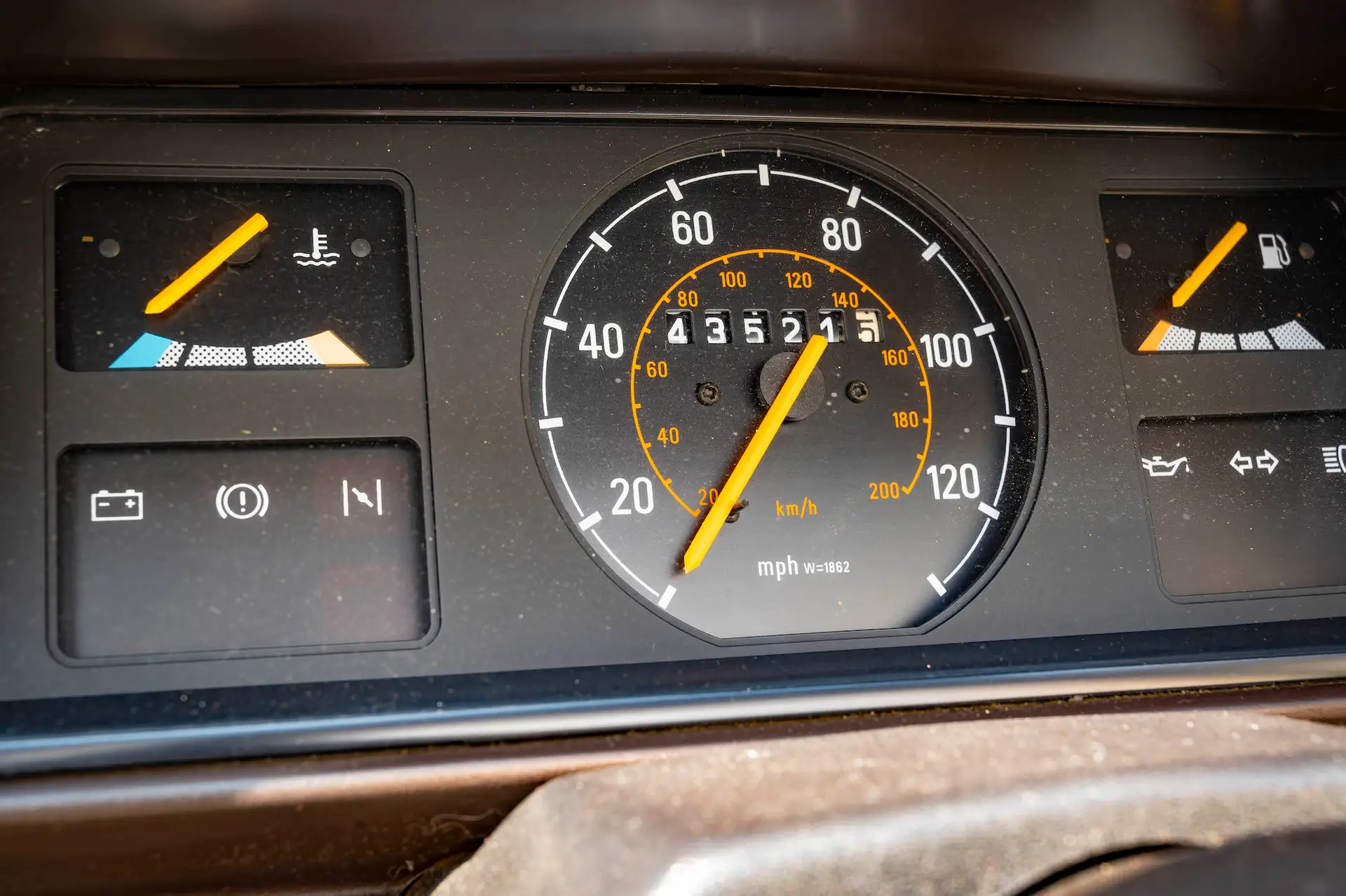 Vauxhall Nova speedo